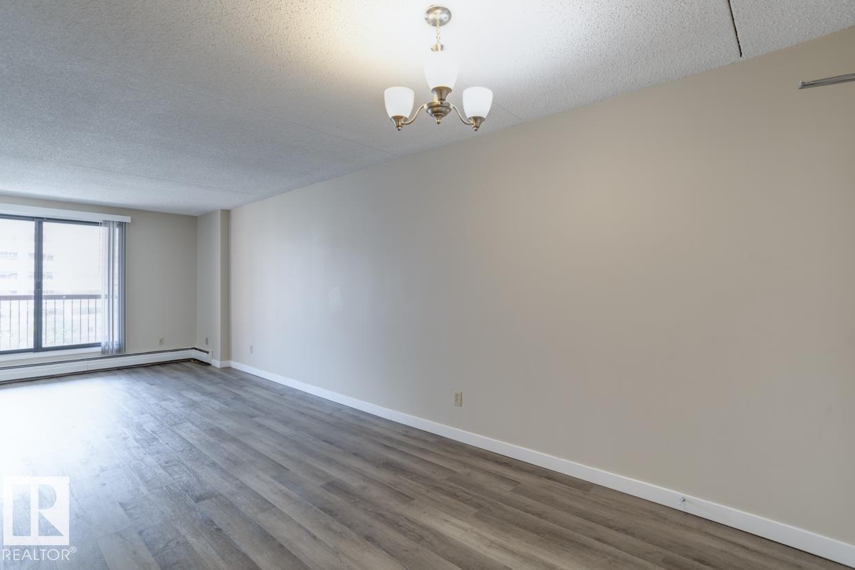 #707 9917 110 ST NW - 18