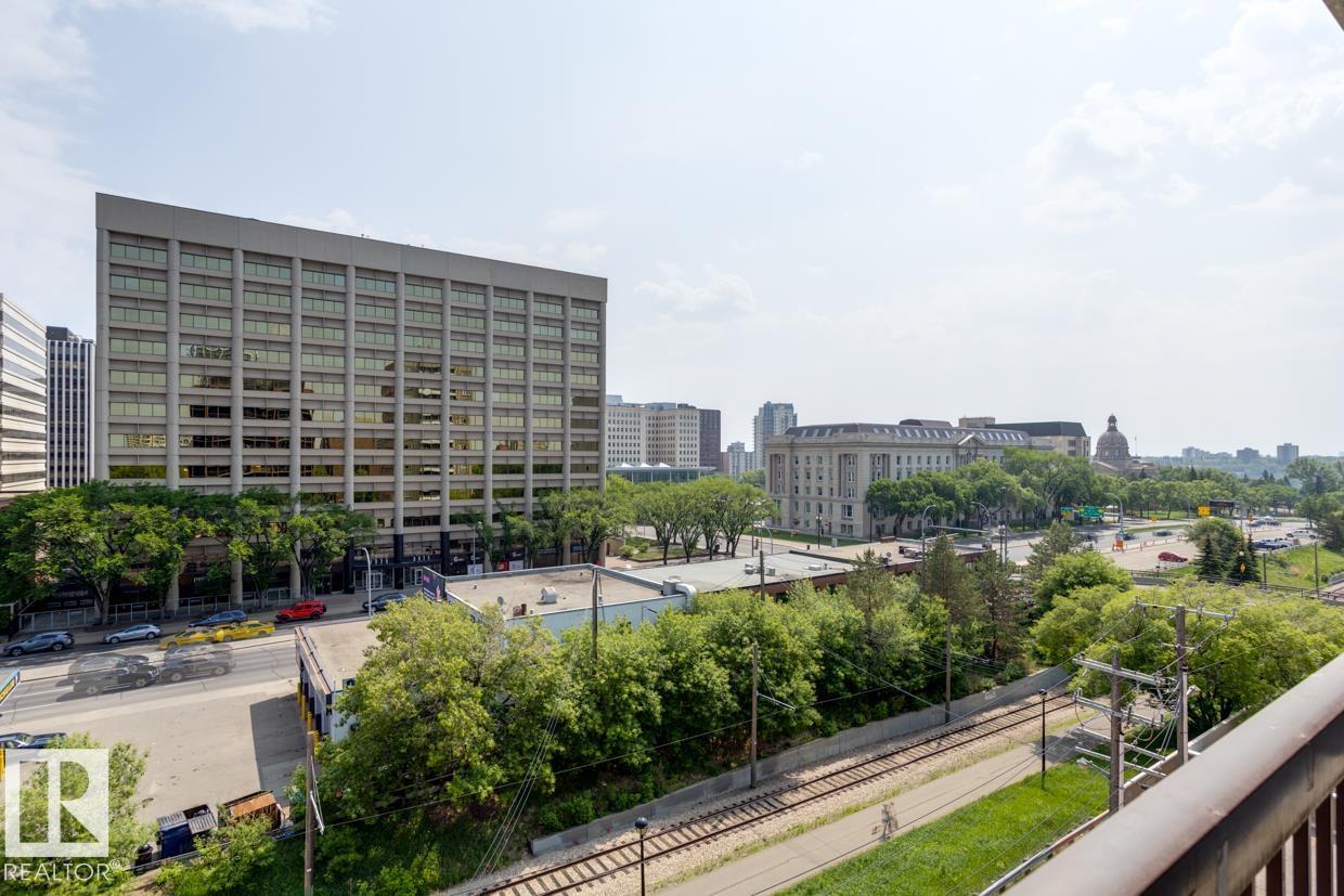 #707 9917 110 ST NW - 30