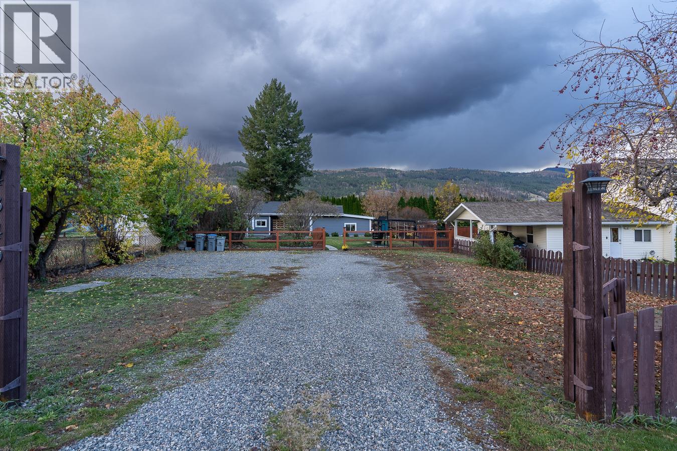 Photo 26 of 4349 Yellowhead Highway, Kamloops BC