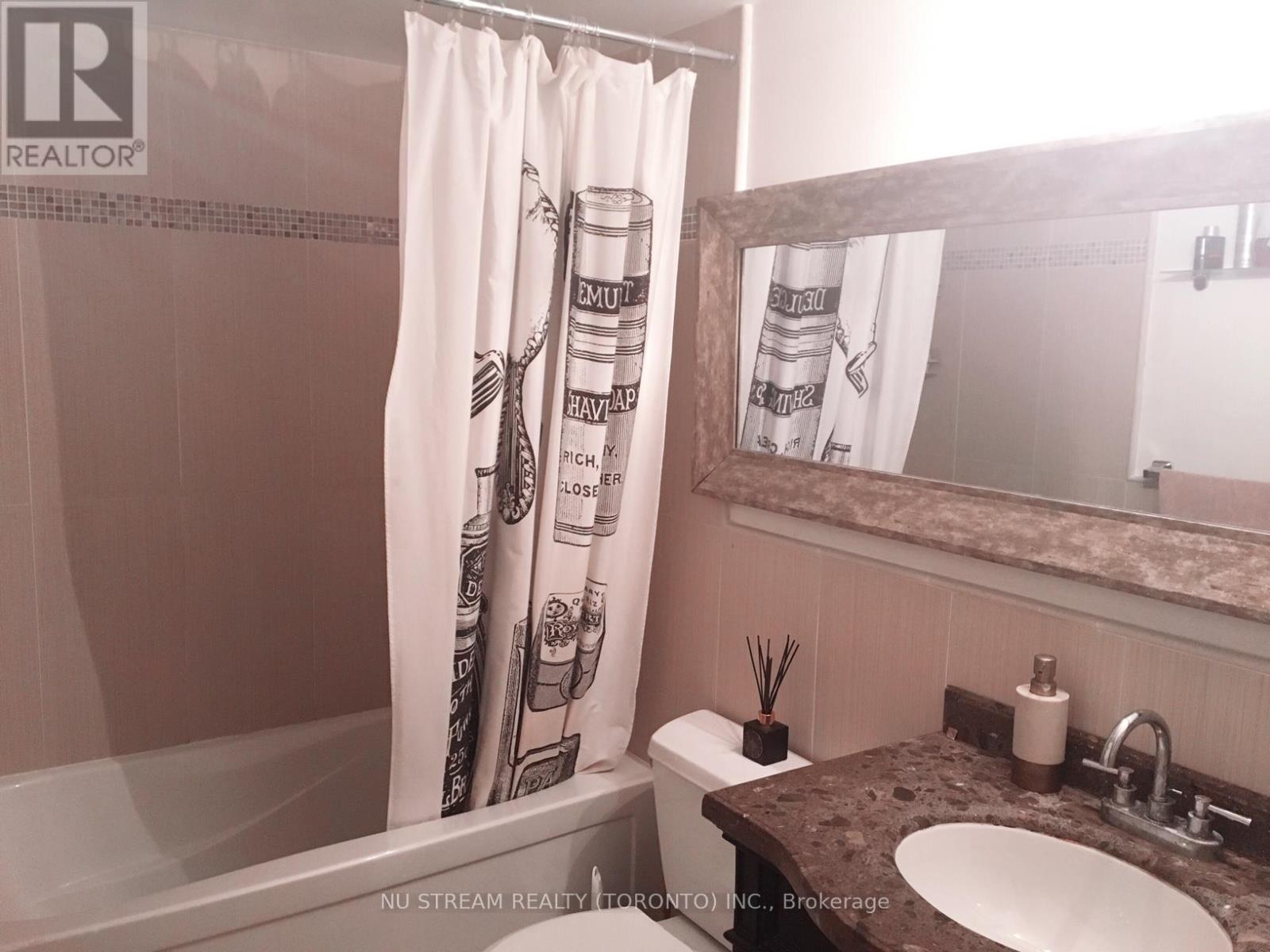 Photo 14 of 1003 256 Doris Avenue, Toronto ON