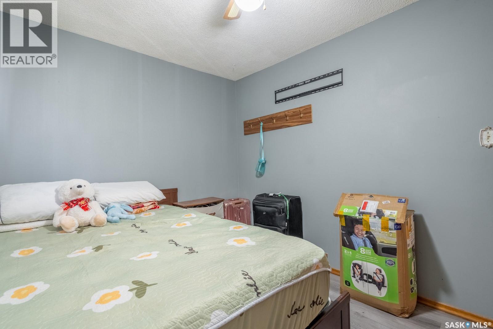 Photo 14 of 2332 Mcdonald Street, Regina SK
