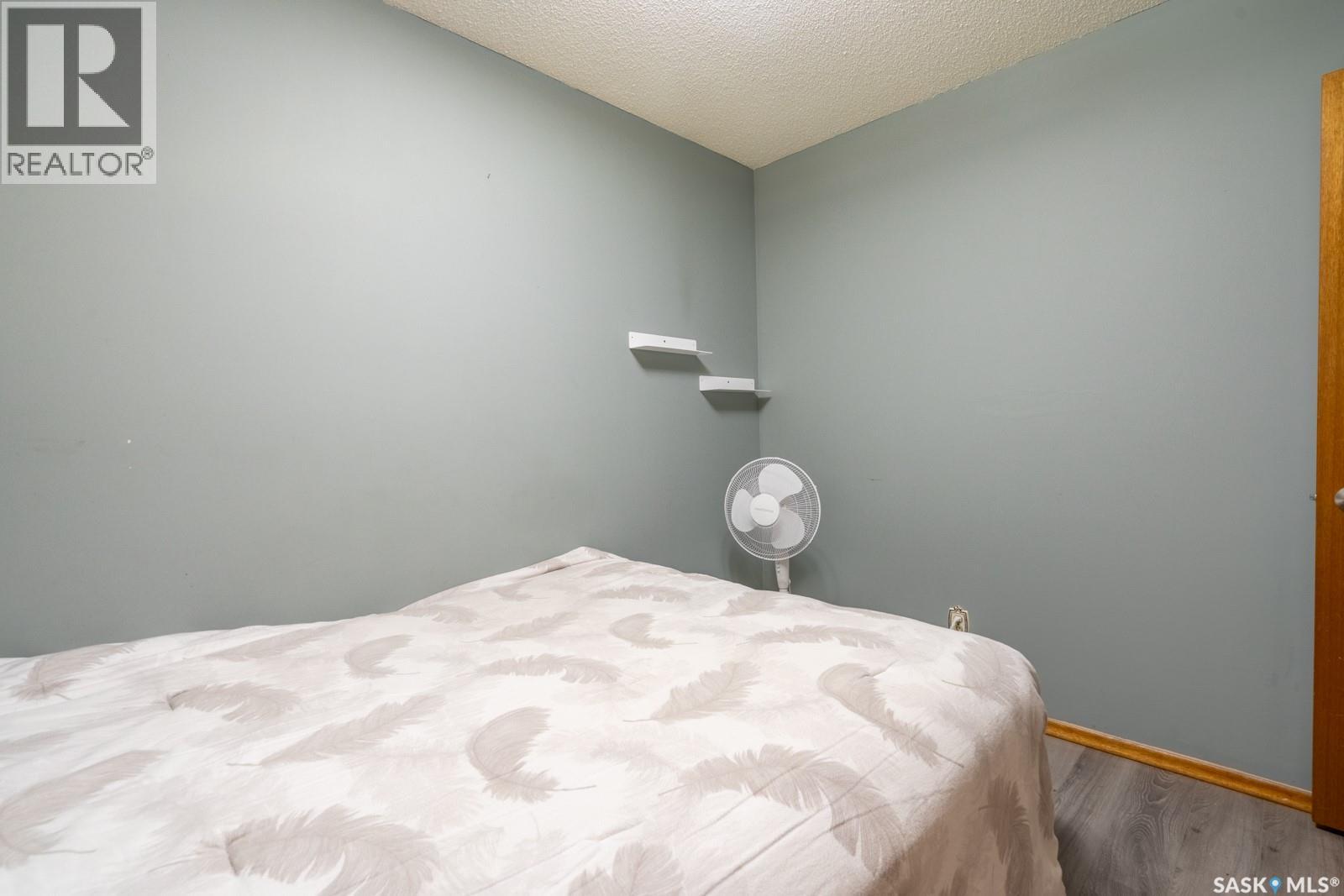 Photo 18 of 2332 Mcdonald Street, Regina SK