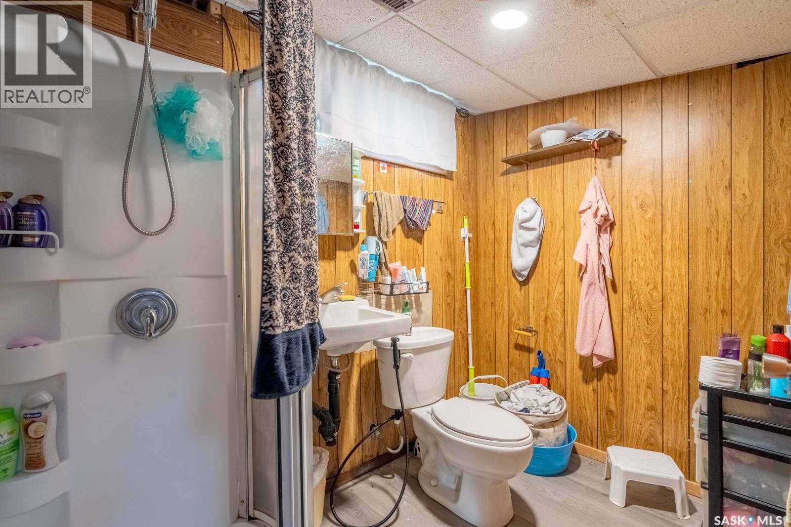 Photo 31 of 2332 Mcdonald Street, Regina SK