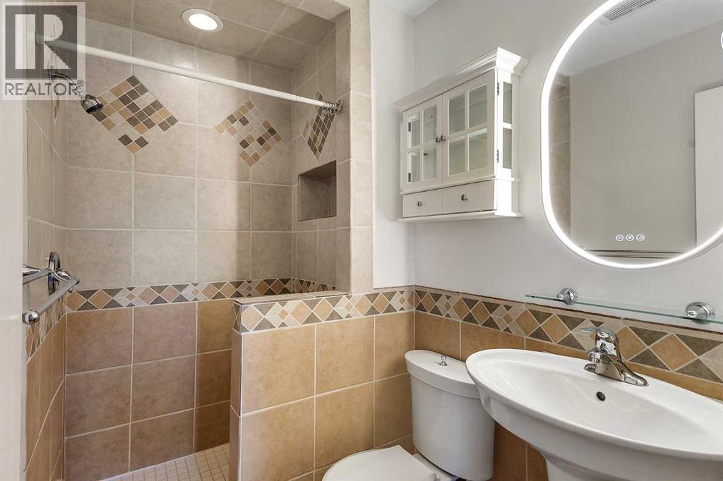Photo 19 of 140 Sun Harbour Way Se, Calgary AB