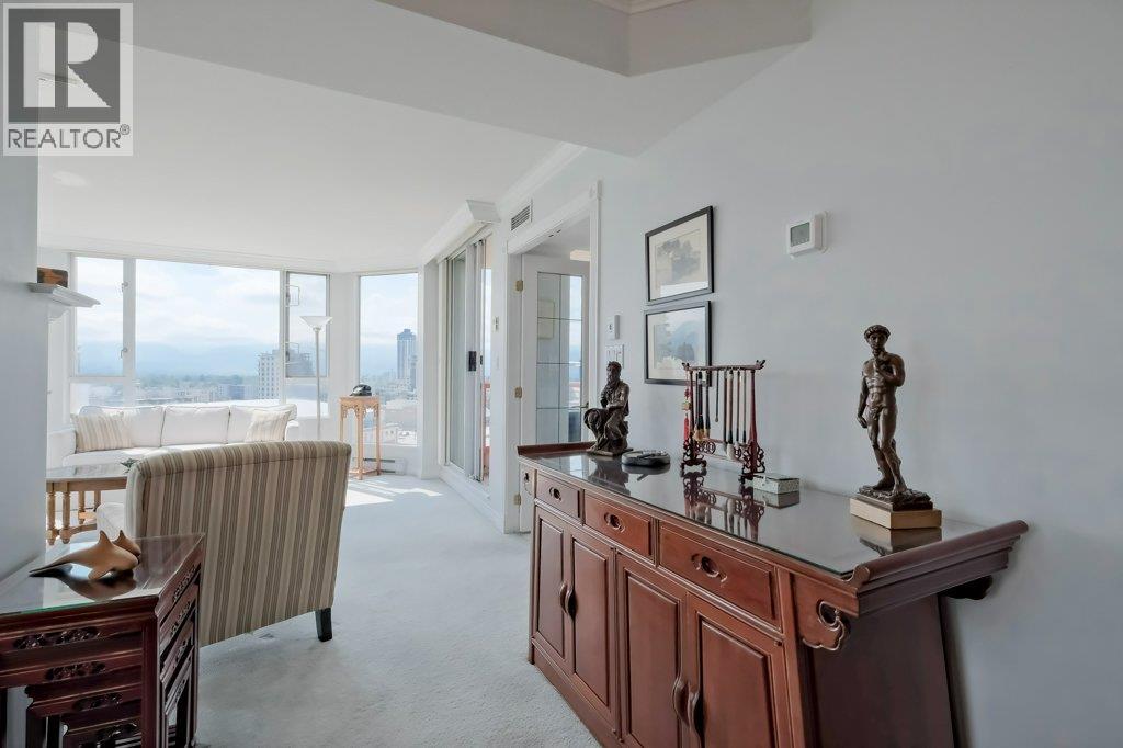 1103 1160 Sunset Drive, Kelowna