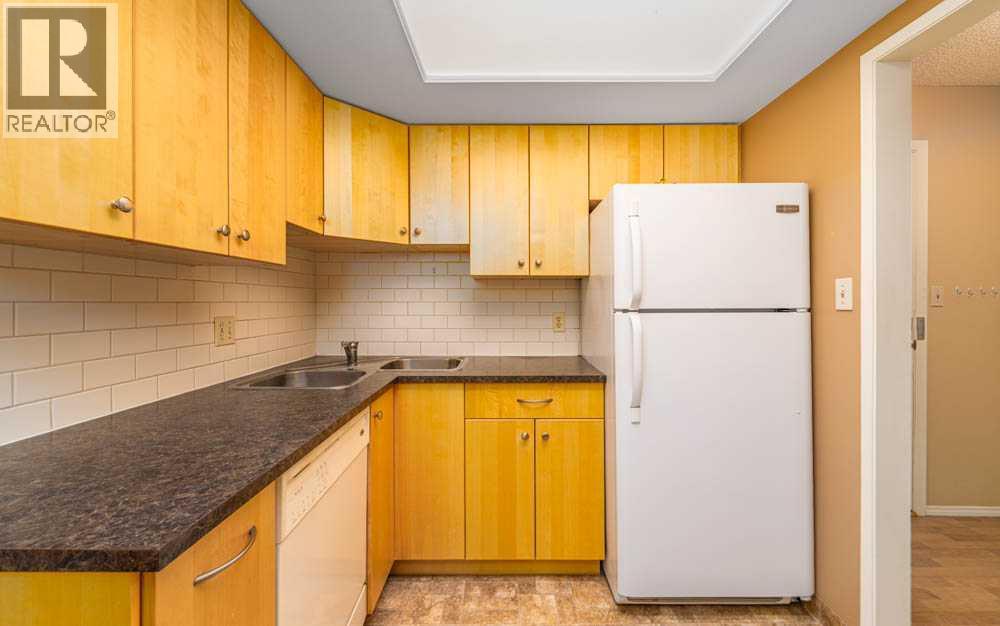 Photo 8 of 316 3730 50 Street Nw, Calgary AB
