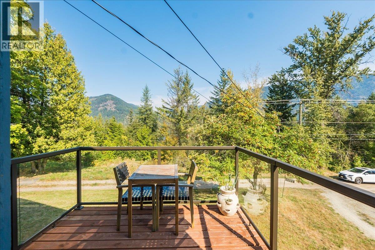 Photo 13 of 3051 Fofonow Road, Nelson BC