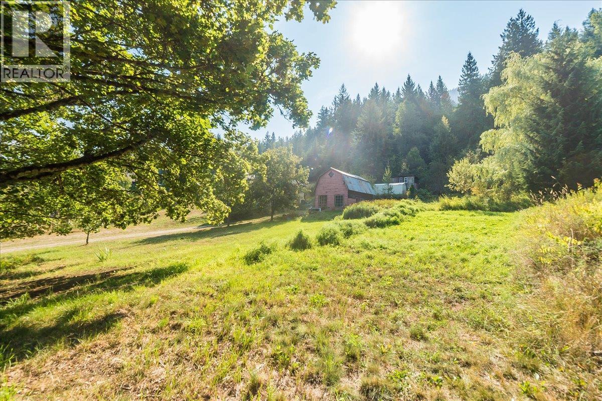 Photo 21 of 3051 Fofonow Road, Nelson BC