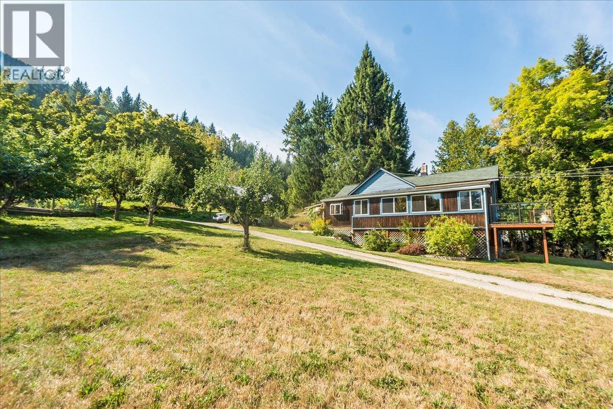 Photo 28 of 3051 Fofonow Road, Nelson BC
