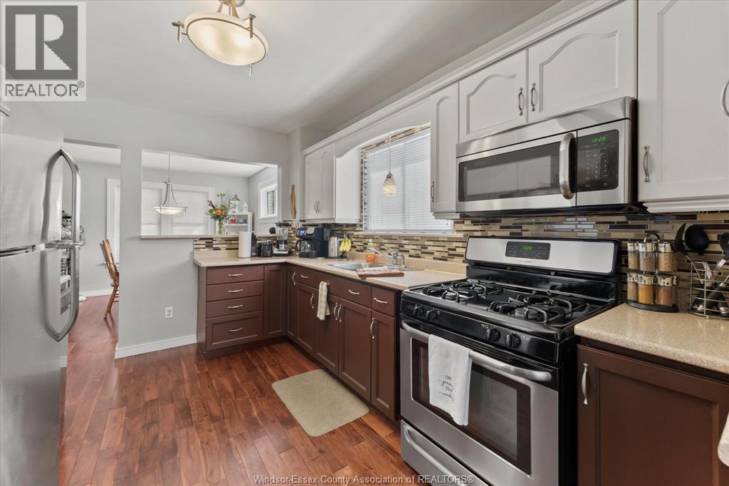 Photo 13 of 1089 Prado Place, Windsor ON