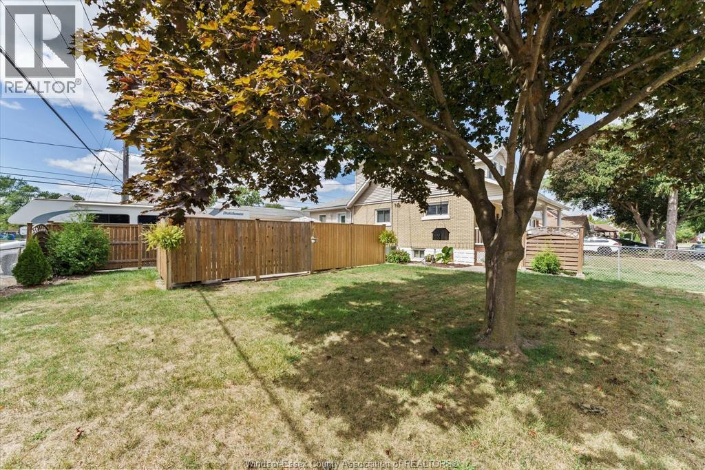 Photo 32 of 1089 Prado Place, Windsor ON