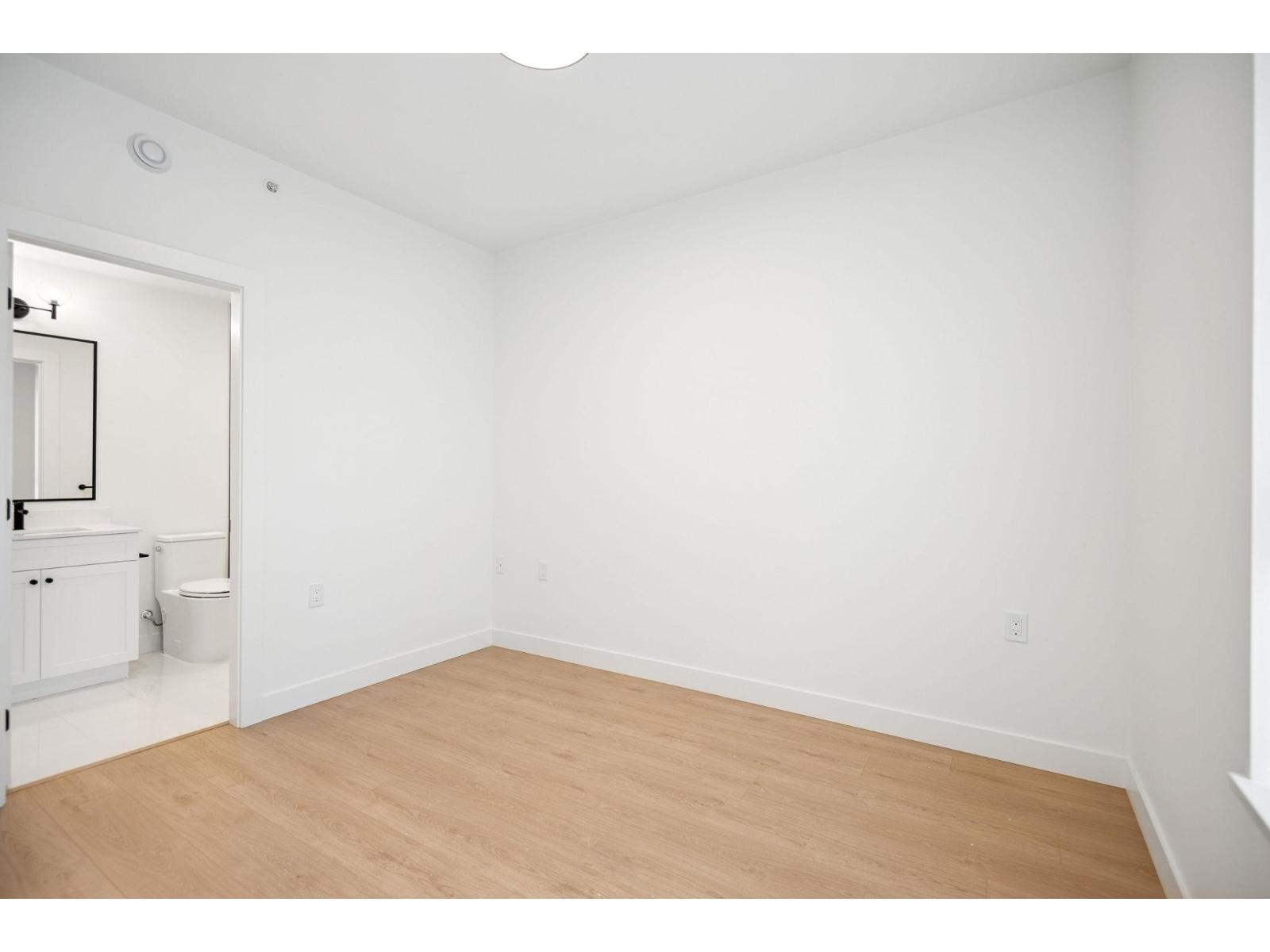 Photo 8 of 510 19885 76 Avenue, Langley BC