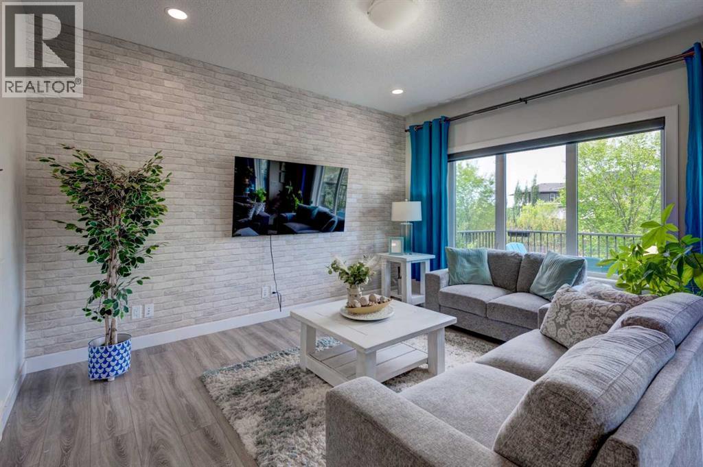Photo 2 of 39 Walden Green Se, Calgary AB