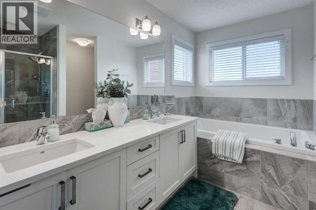 Photo 22 of 39 Walden Green Se, Calgary AB