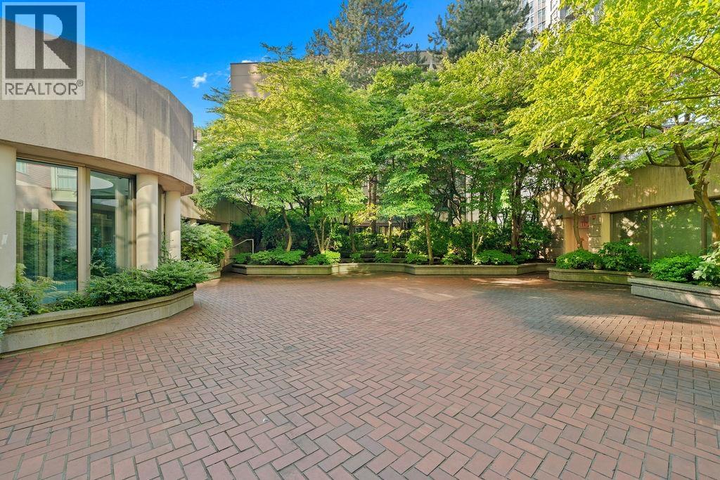 Photo 31 of 608 909 Burrard Street, Vancouver BC