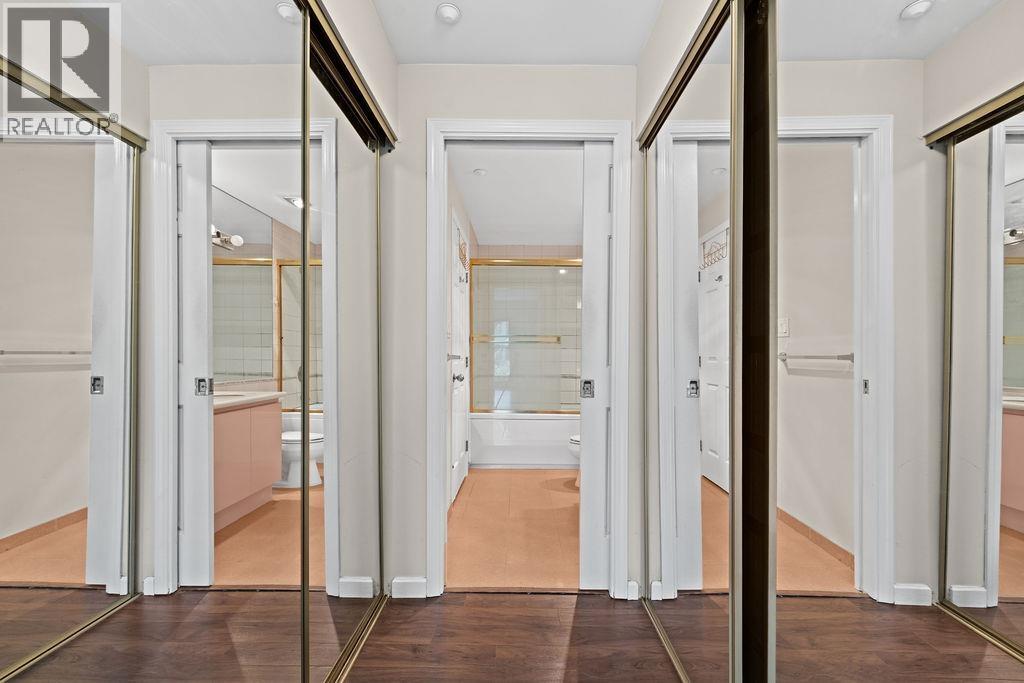Photo 23 of 608 909 Burrard Street, Vancouver BC
