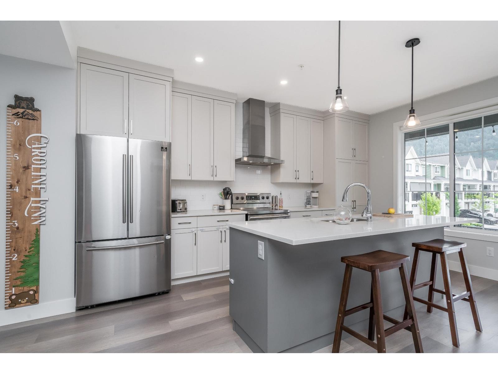 Photo 5 of 16 5480 Pebble Lane Sardis South, Chilliwack BC