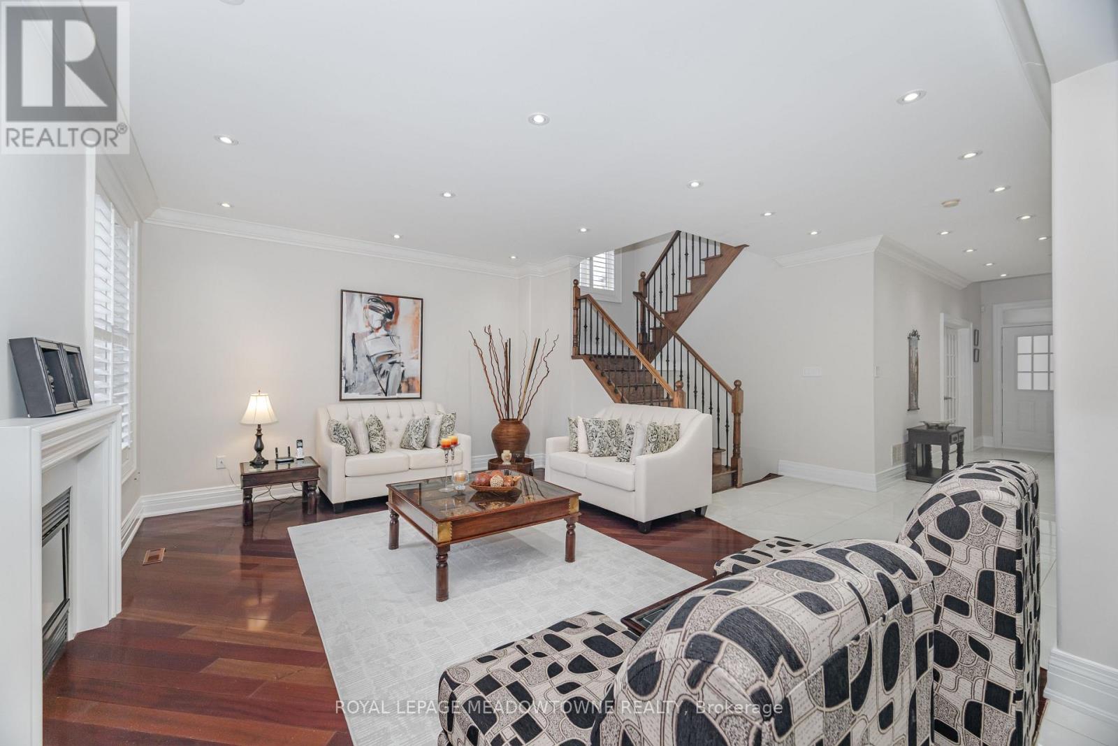 Photo 20 of 915 Gaslight Way, Mississauga ON