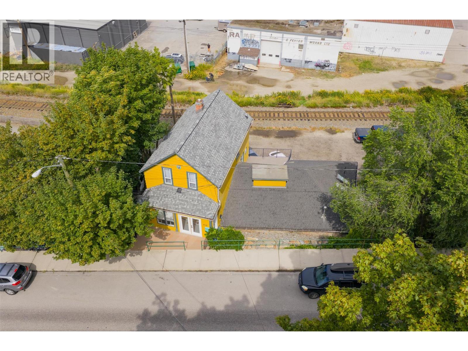 915 FRONT Street, Nelson
