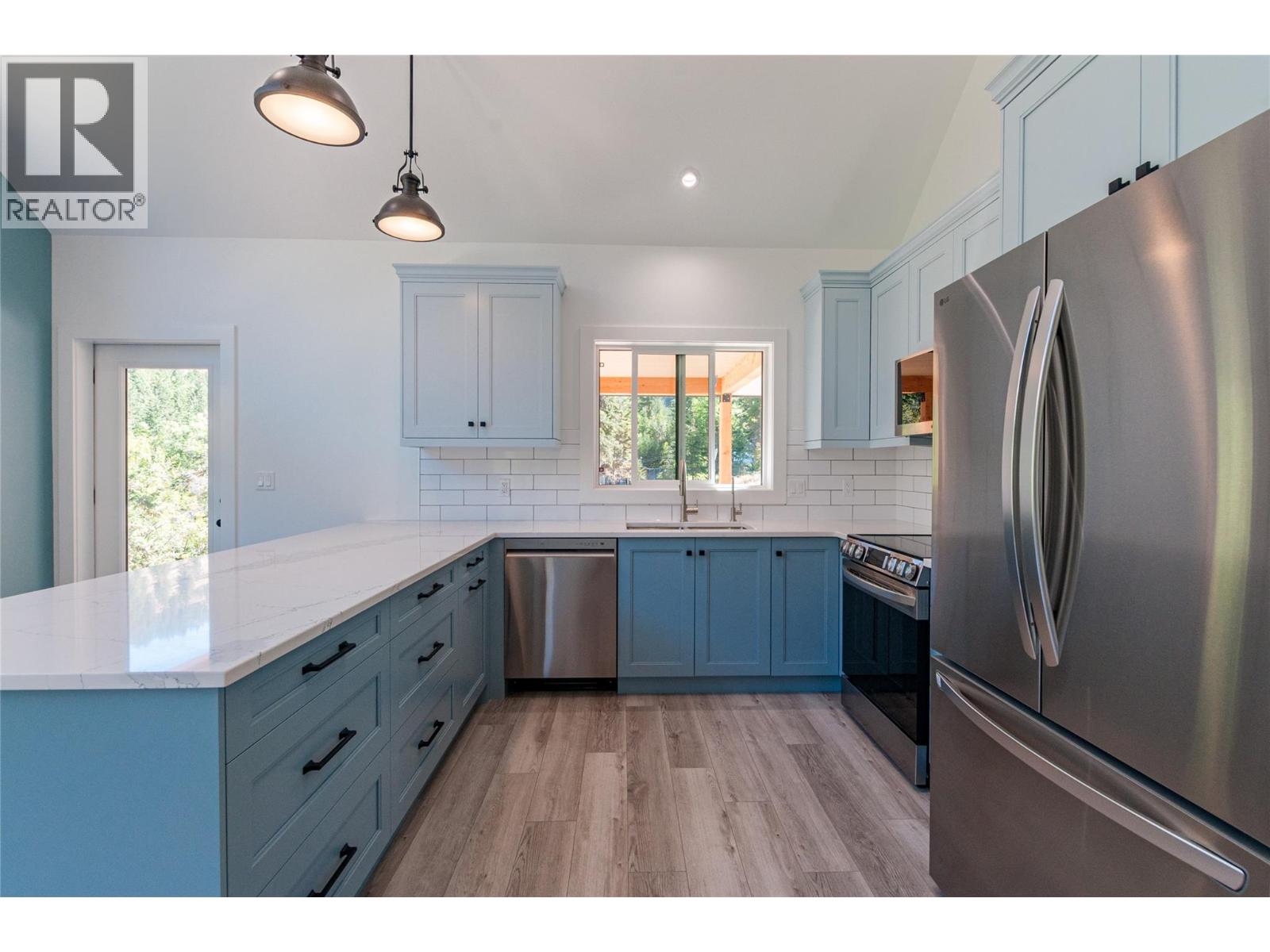  645 Grand Oro Road, Kaleden