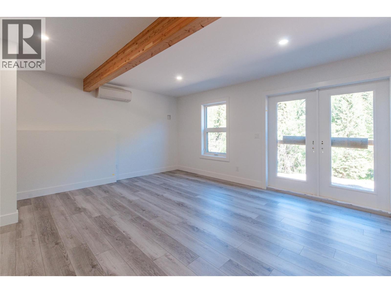  645 Grand Oro Road, Kaleden
