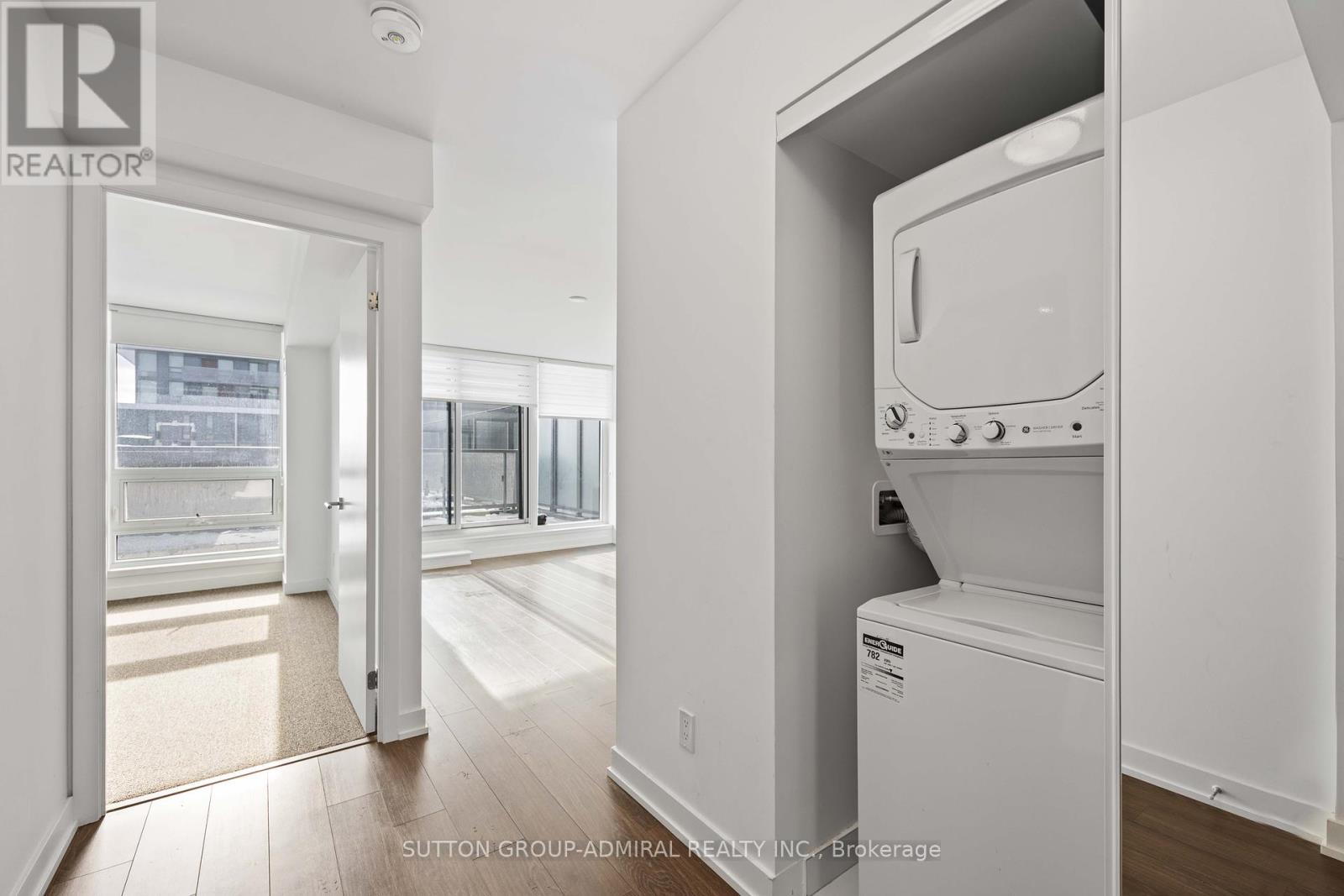 Photo 14 of 316 120 Varna Drive, Toronto ON