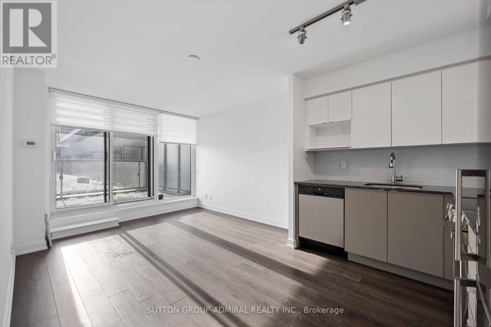 Photo 21 of 316 120 Varna Drive, Toronto ON