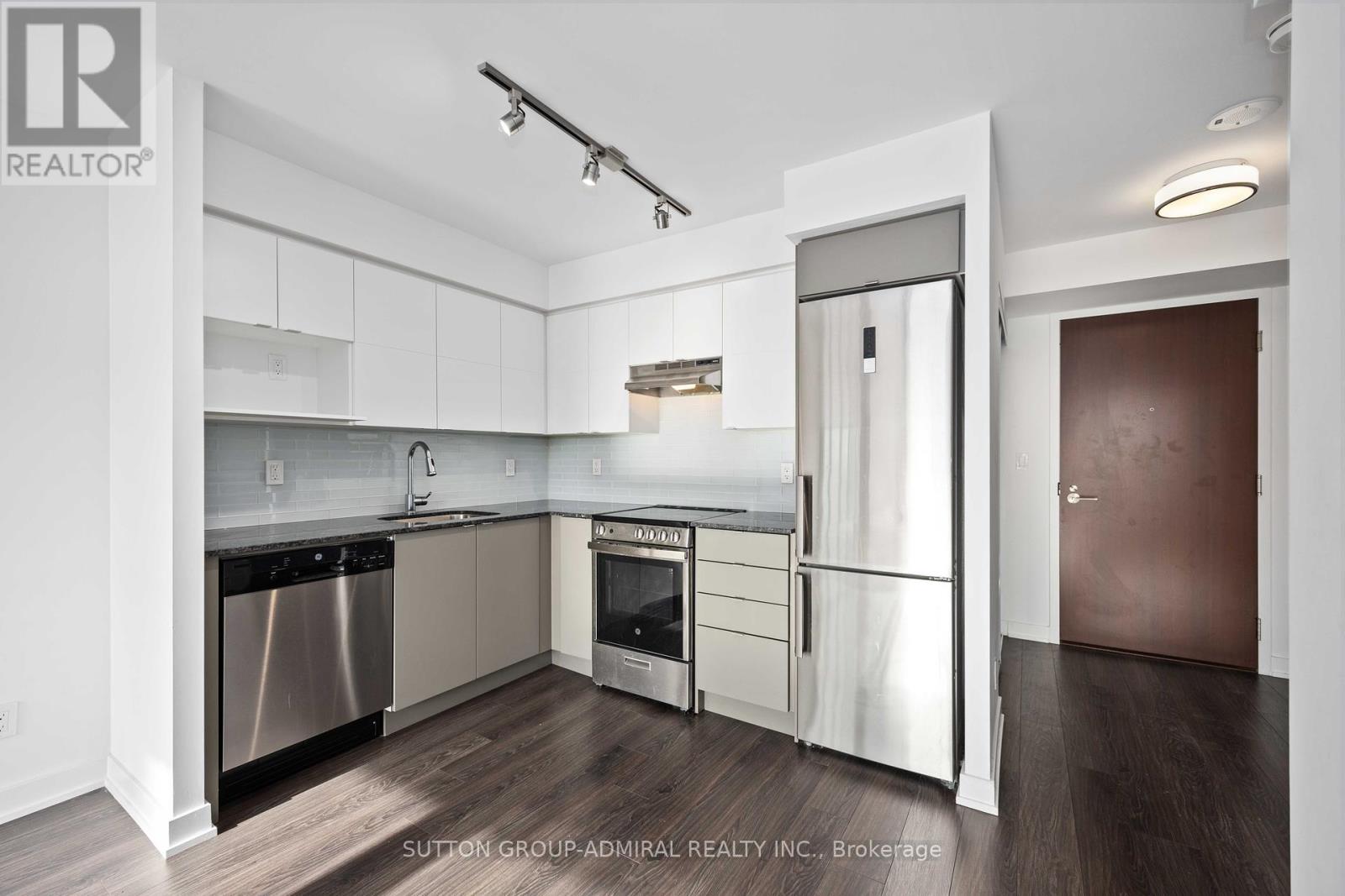 Photo 26 of 316 120 Varna Drive, Toronto ON