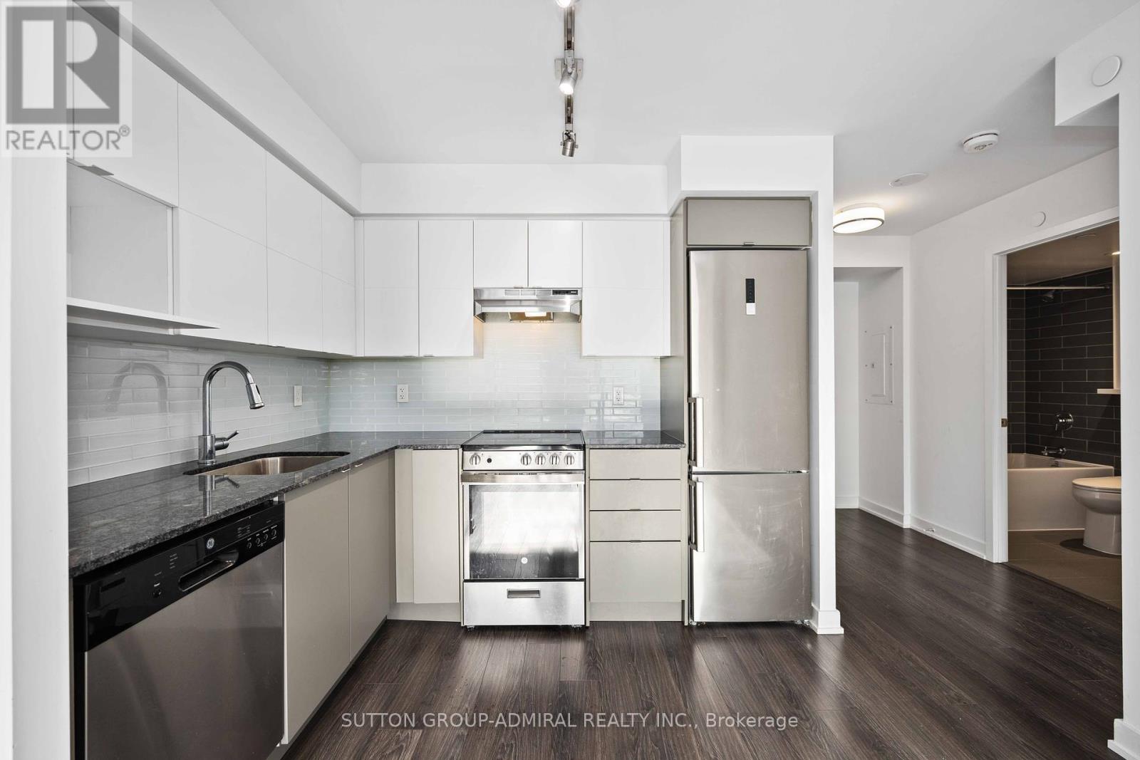 Photo 27 of 316 120 Varna Drive, Toronto ON