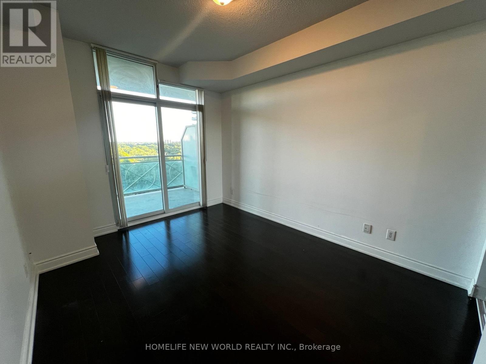Photo 6 of 821 20 Bloorview Place, Toronto ON