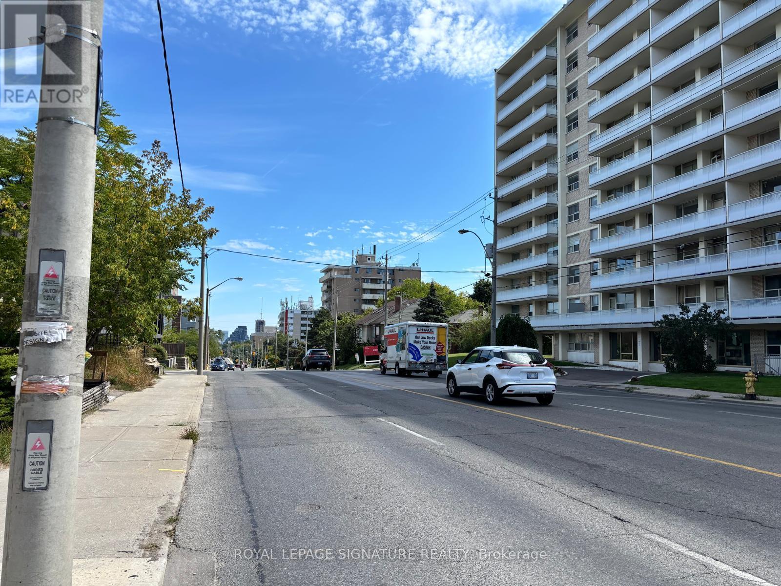 Photo 34 of 524 Eglinton Avenue E, Toronto ON