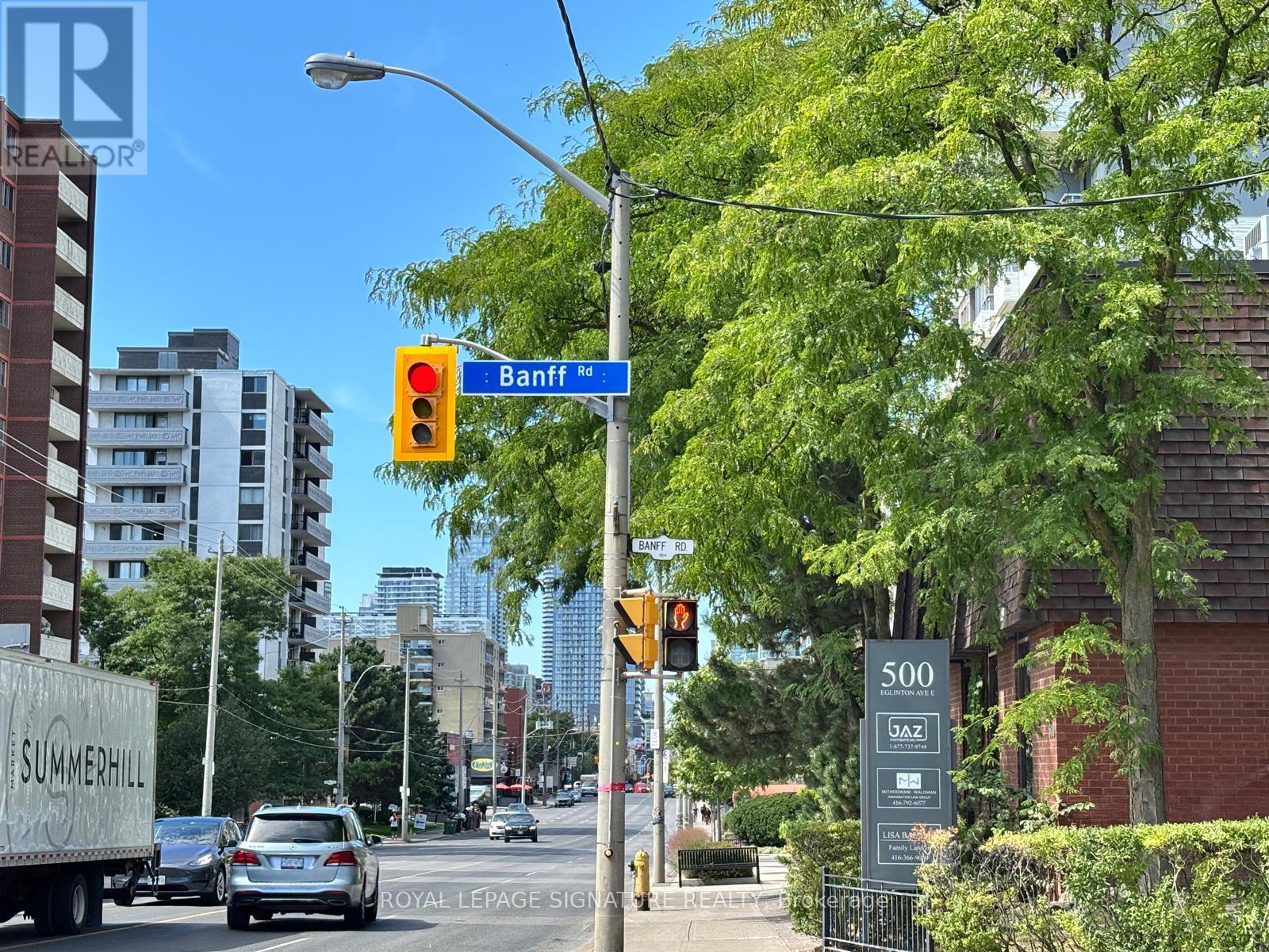 Photo 35 of 524 Eglinton Avenue E, Toronto ON