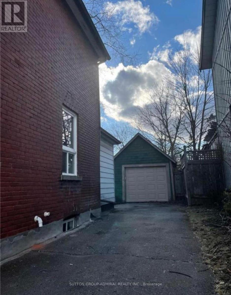 Photo 7 of Main Floor 1608 Dufferin Street, Whitby ON