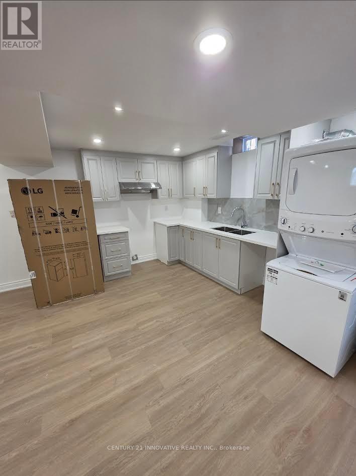 Photo 1 of 58 Rolling Acres Drive, Whitby ON