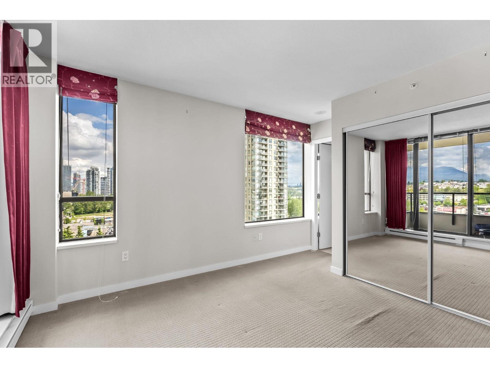 Photo 12 of 1608 4178 Dawson Street, Burnaby BC
