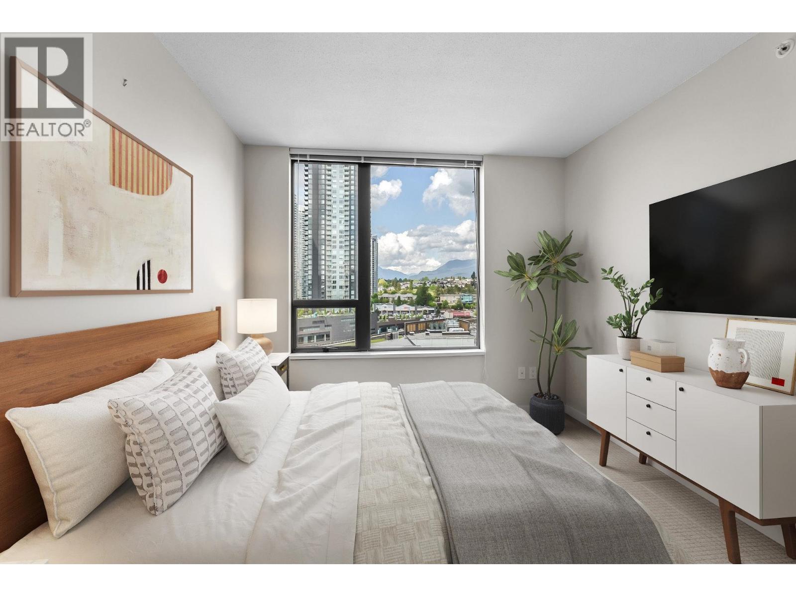 Photo 15 of 1608 4178 Dawson Street, Burnaby BC
