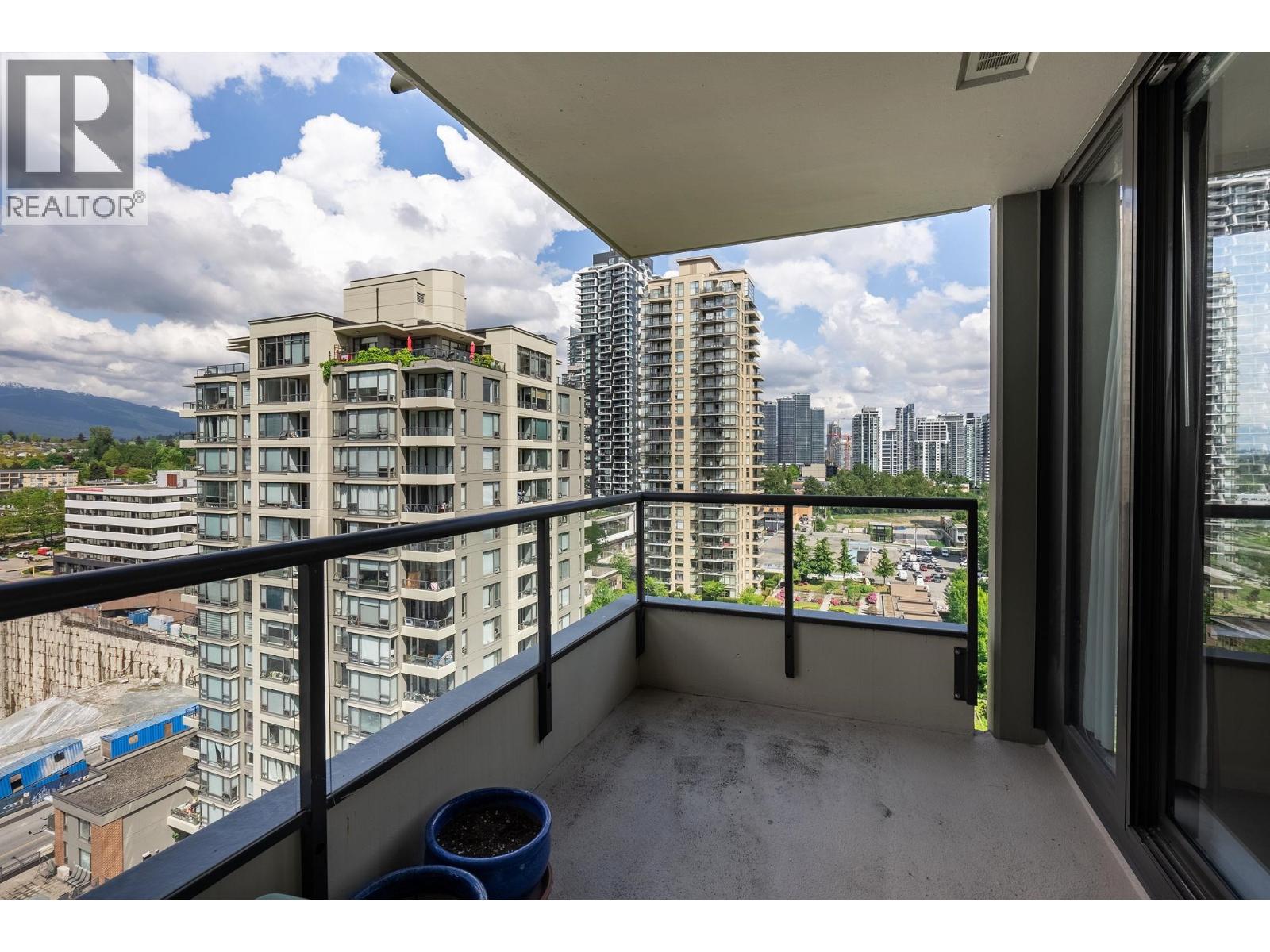 Photo 19 of 1608 4178 Dawson Street, Burnaby BC