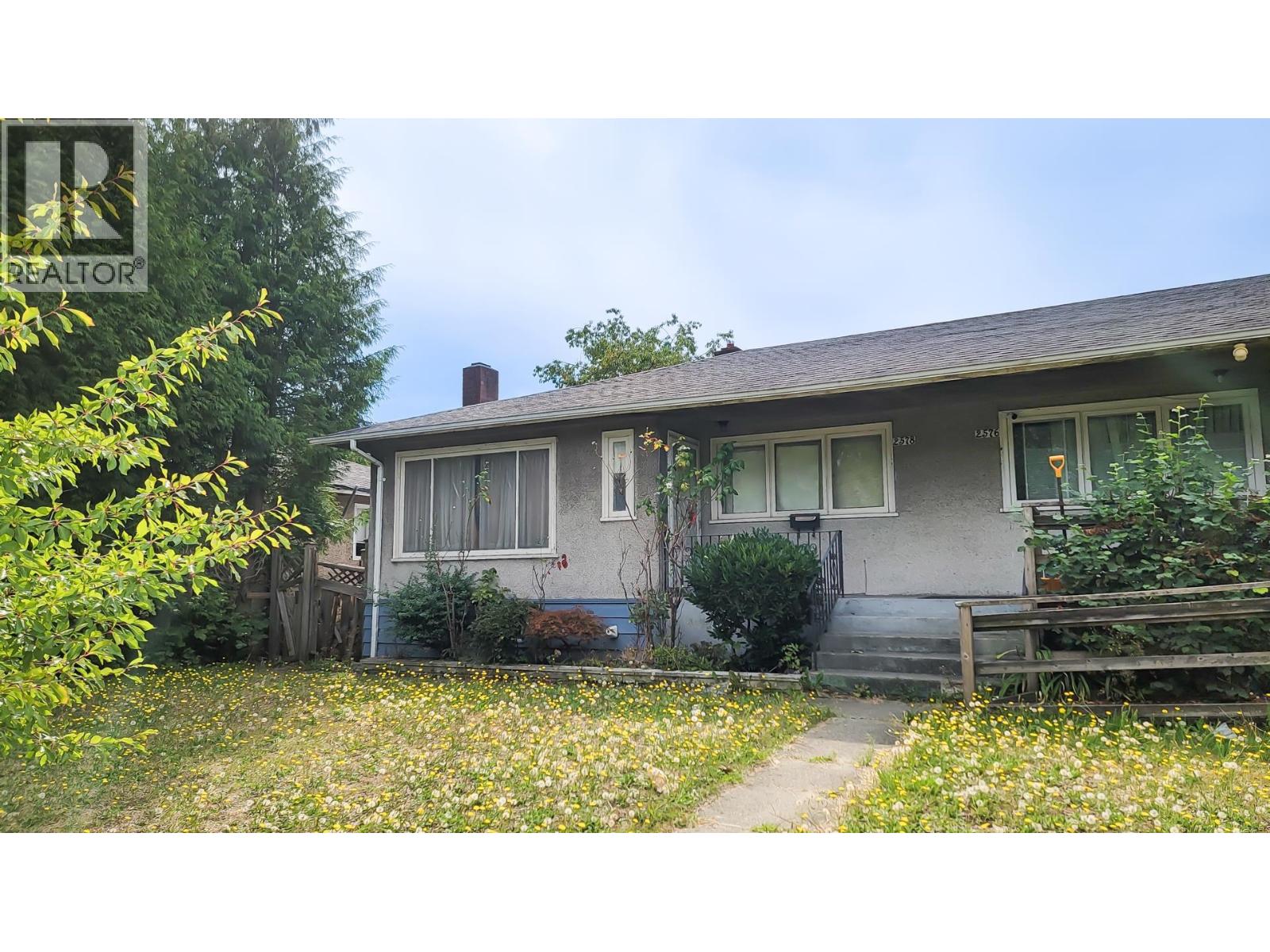 Photo 2 of 2576 S Grandview Highway, Vancouver BC