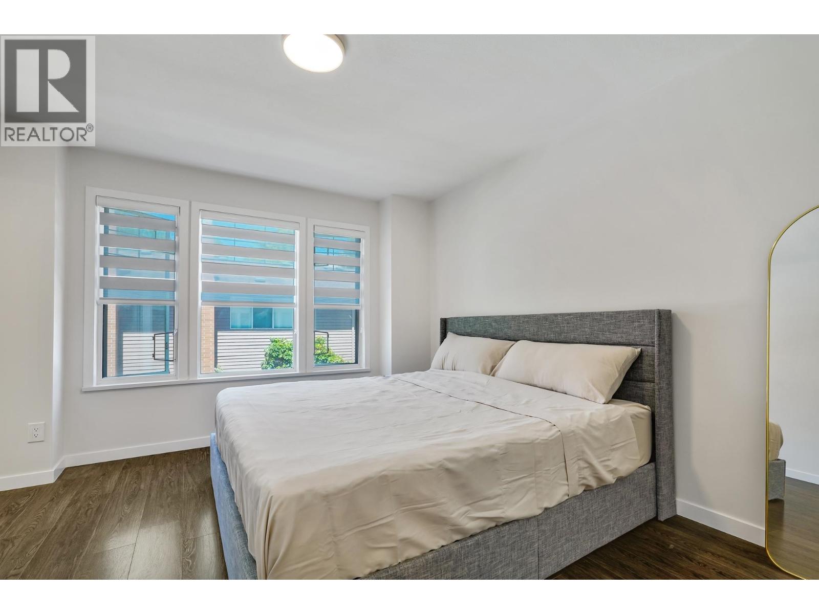 Photo 14 of 9 7760 Minoru Boulevard, Richmond BC