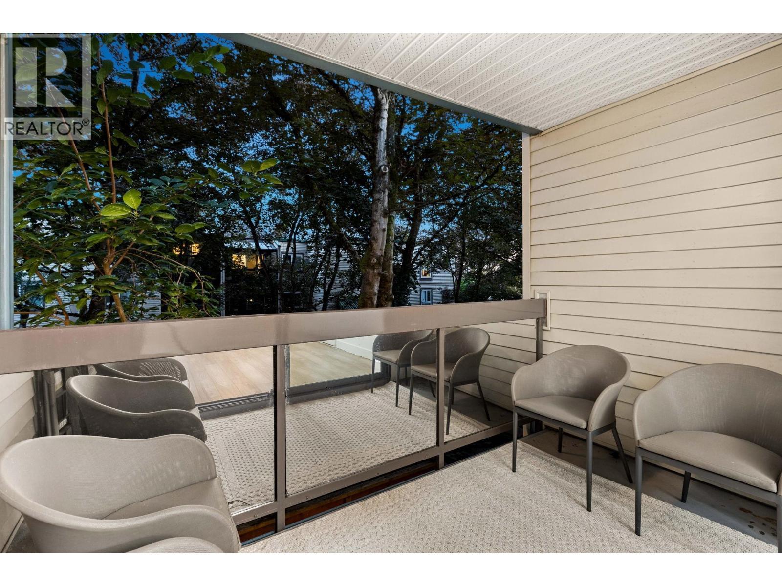 Photo 15 of 202 1422 E 3rd Avenue, Vancouver BC