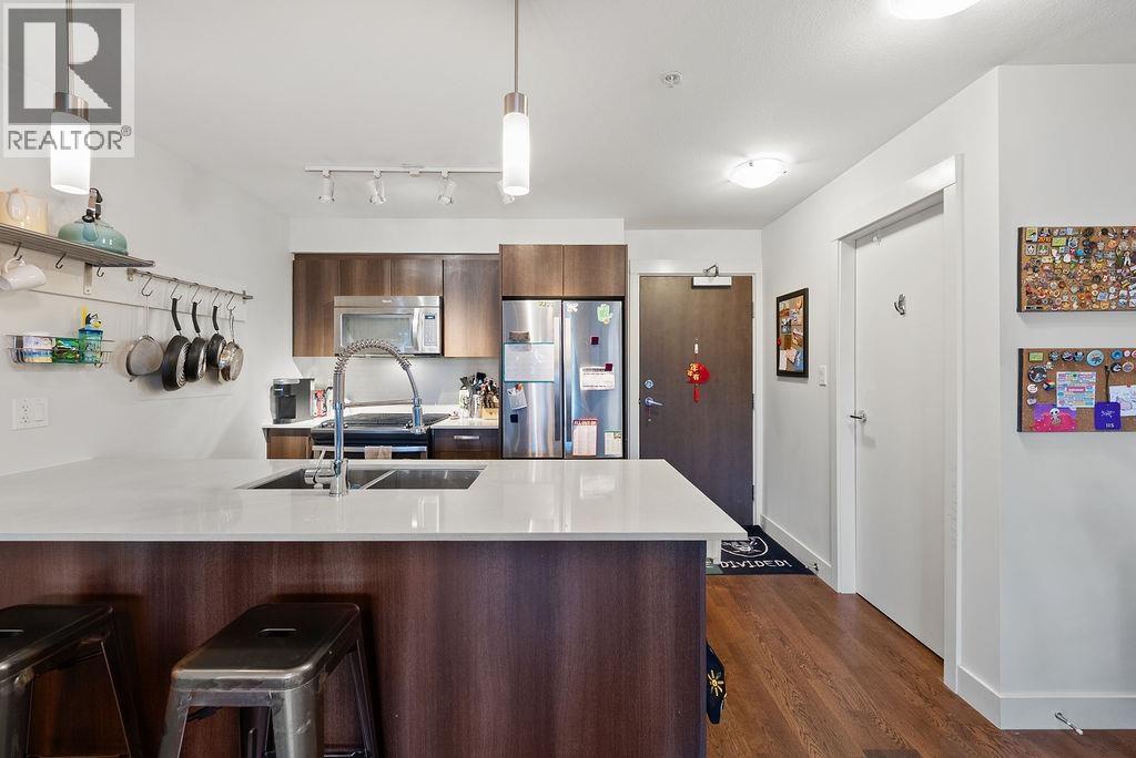 Photo 10 of 213 7058 14th Avenue, Burnaby BC