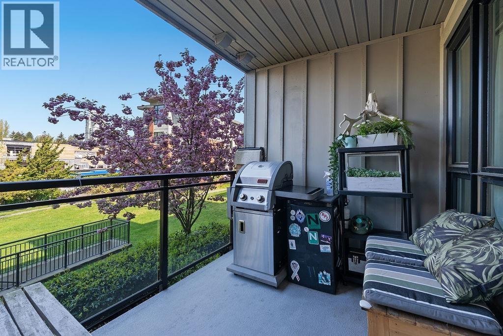 Photo 24 of 213 7058 14th Avenue, Burnaby BC
