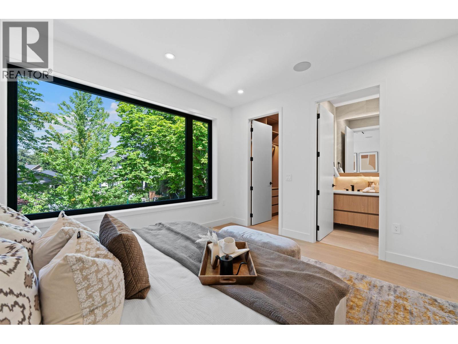 Photo 17 of 1 2858 W 12 Th Avenue, Vancouver BC