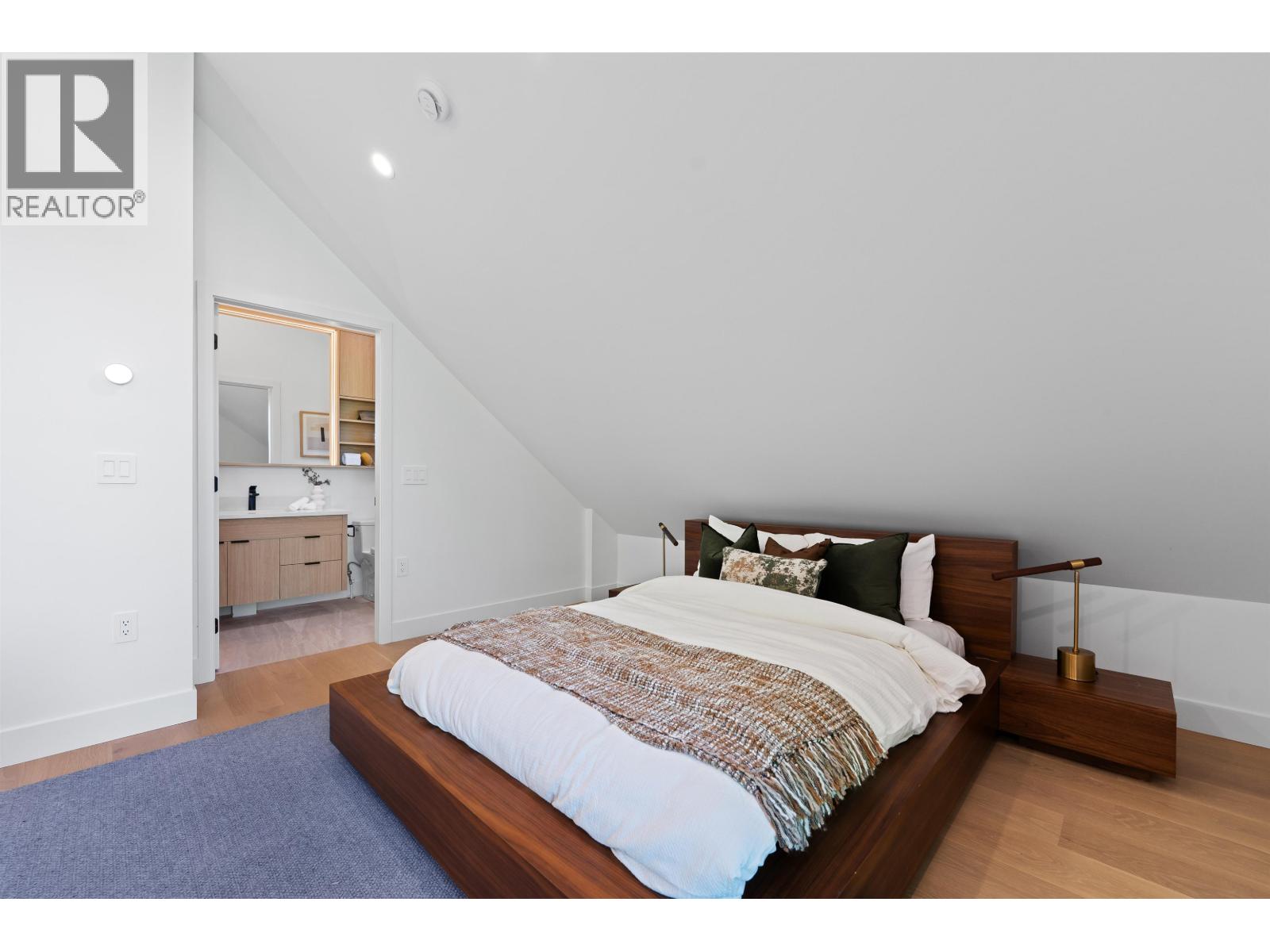 Photo 23 of 1 2858 W 12 Th Avenue, Vancouver BC