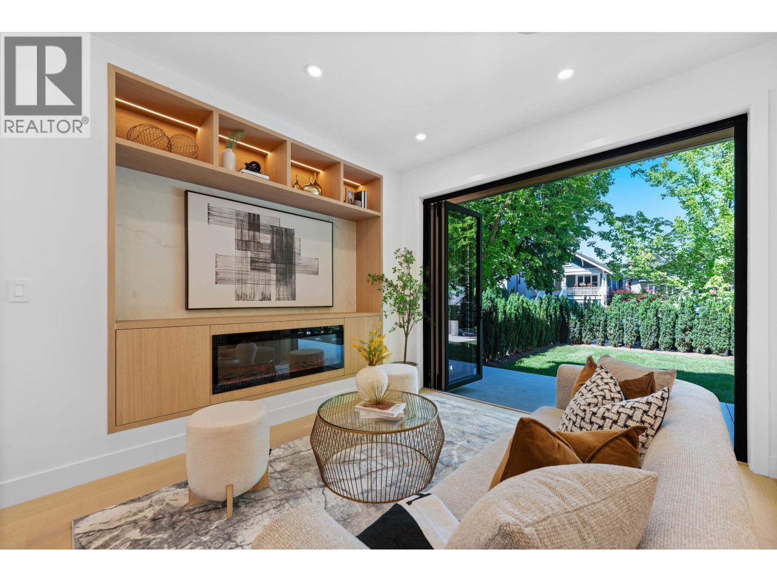 Photo 6 of 1 2858 W 12 Th Avenue, Vancouver BC