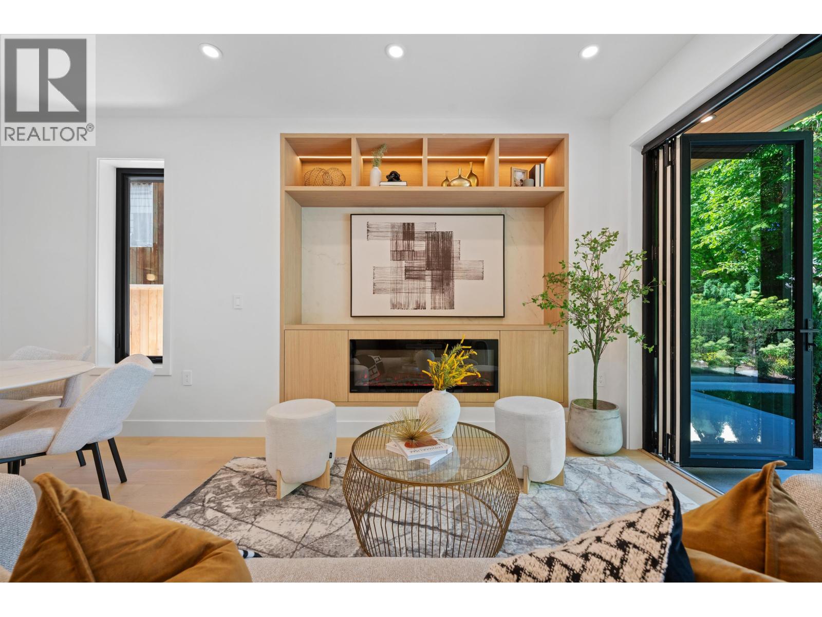 Photo 7 of 1 2858 W 12 Th Avenue, Vancouver BC
