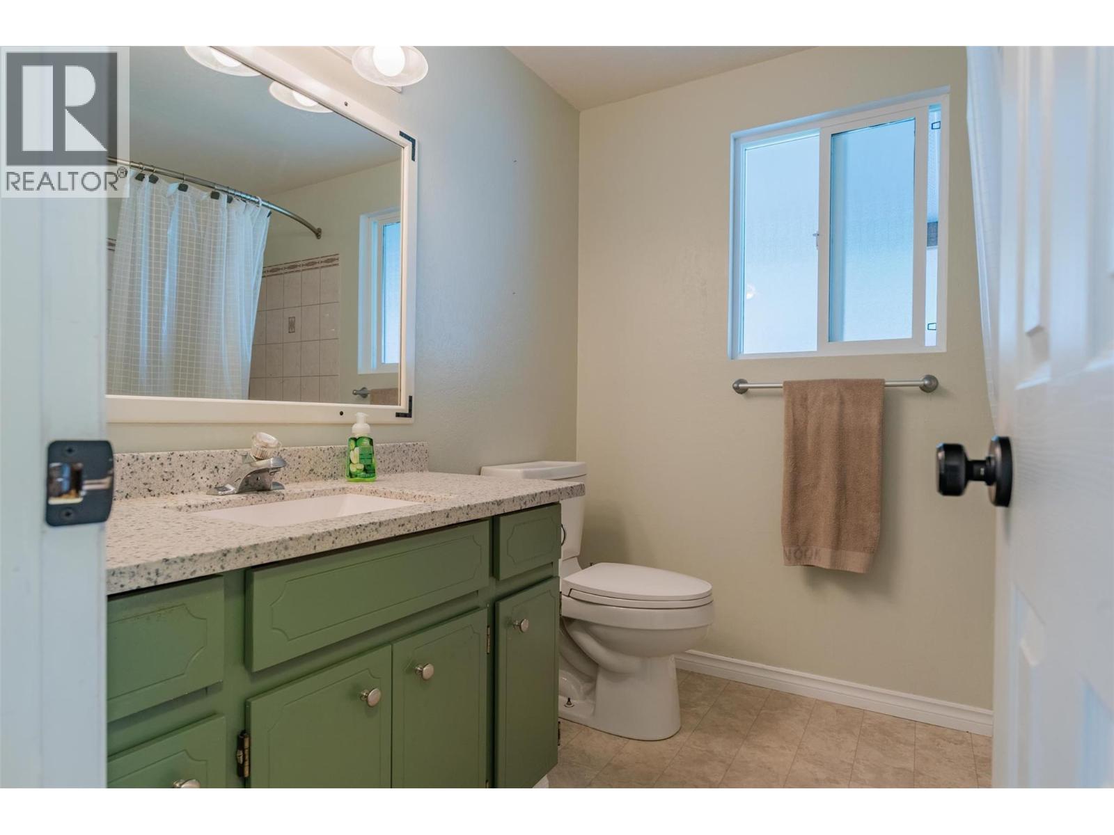 1664 Maida Road, Christina Lake