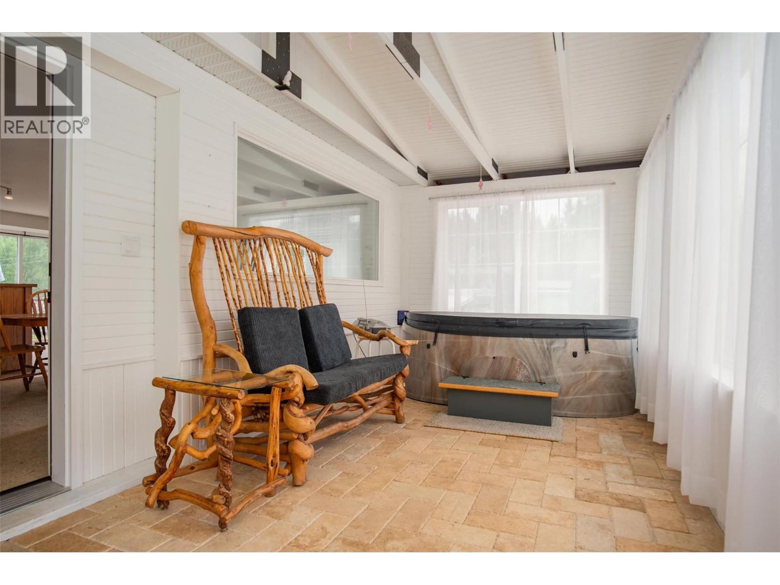 1664 Maida Road, Christina Lake