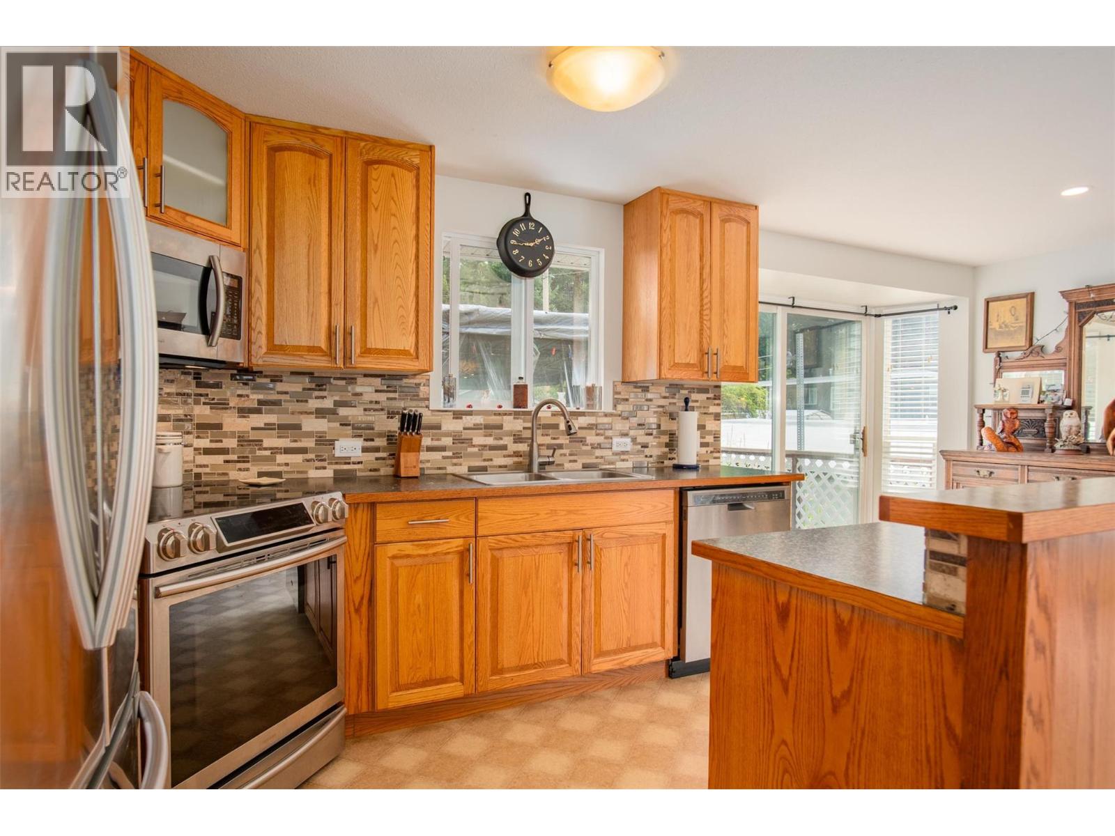 1664 Maida Road, Christina Lake