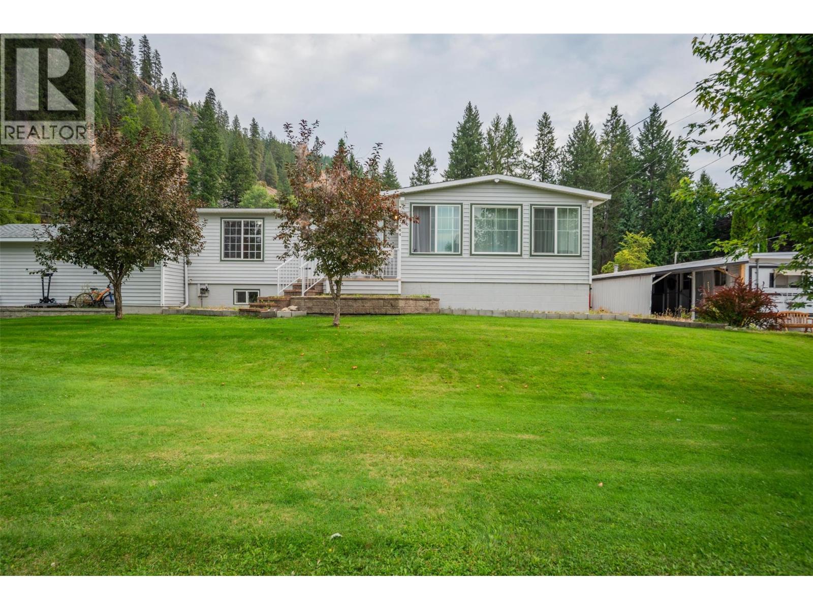 1664 Maida Road, Christina Lake